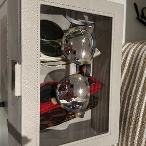 illesteva Leonard sunglasses ⭐️